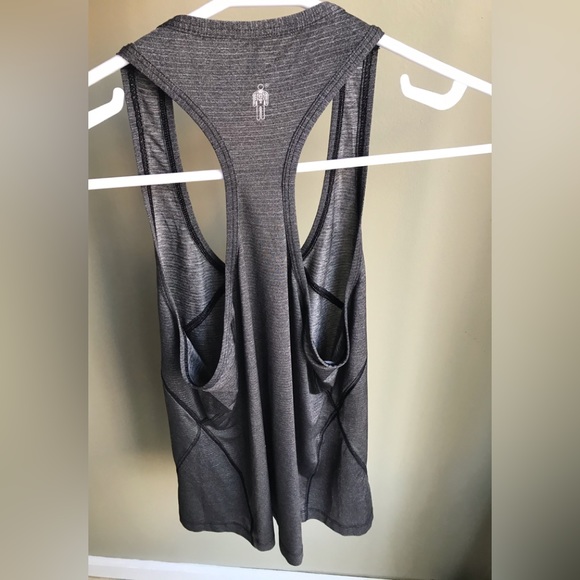 Human Performance Engineering Tank Top Size: S - Picture 5 of 10